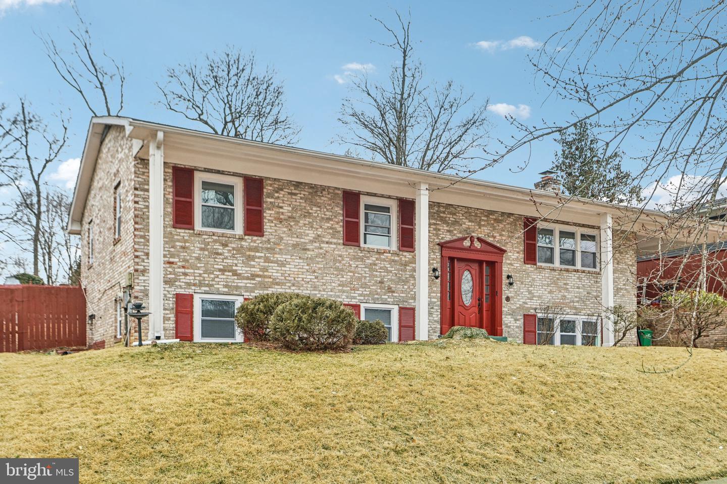 12816 Pine Tree Lane, Fort Washington