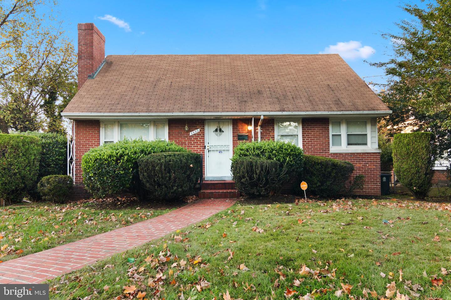 6602 8th Avenue, Hyattsville