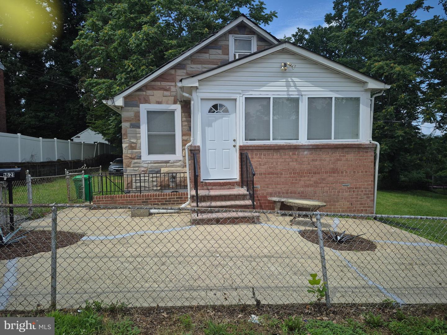 1821 Porter Avenue, Suitland