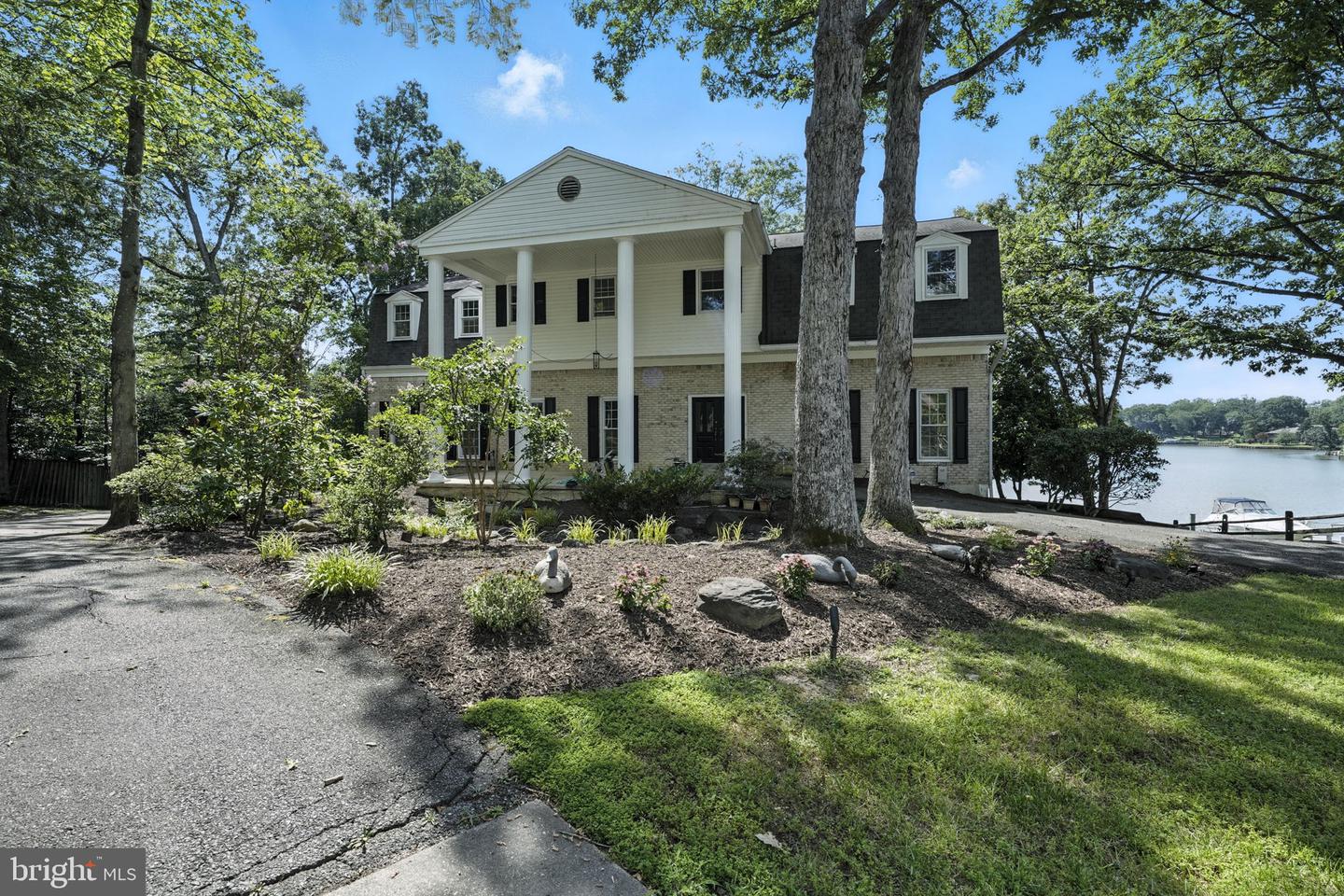 509 Troon Circle, Fort Washington