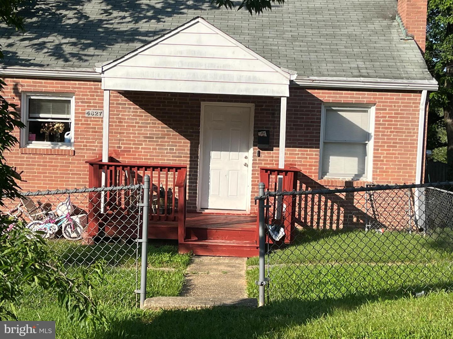 4827 69th Place, Hyattsville