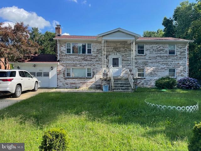 6111 Bradley Lane, Clinton