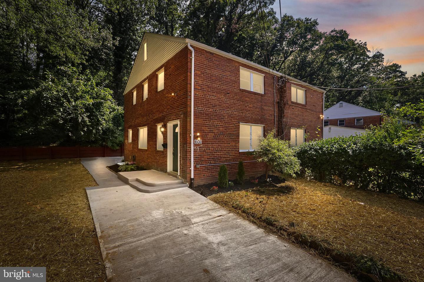 6011 Longfellow Street, Riverdale