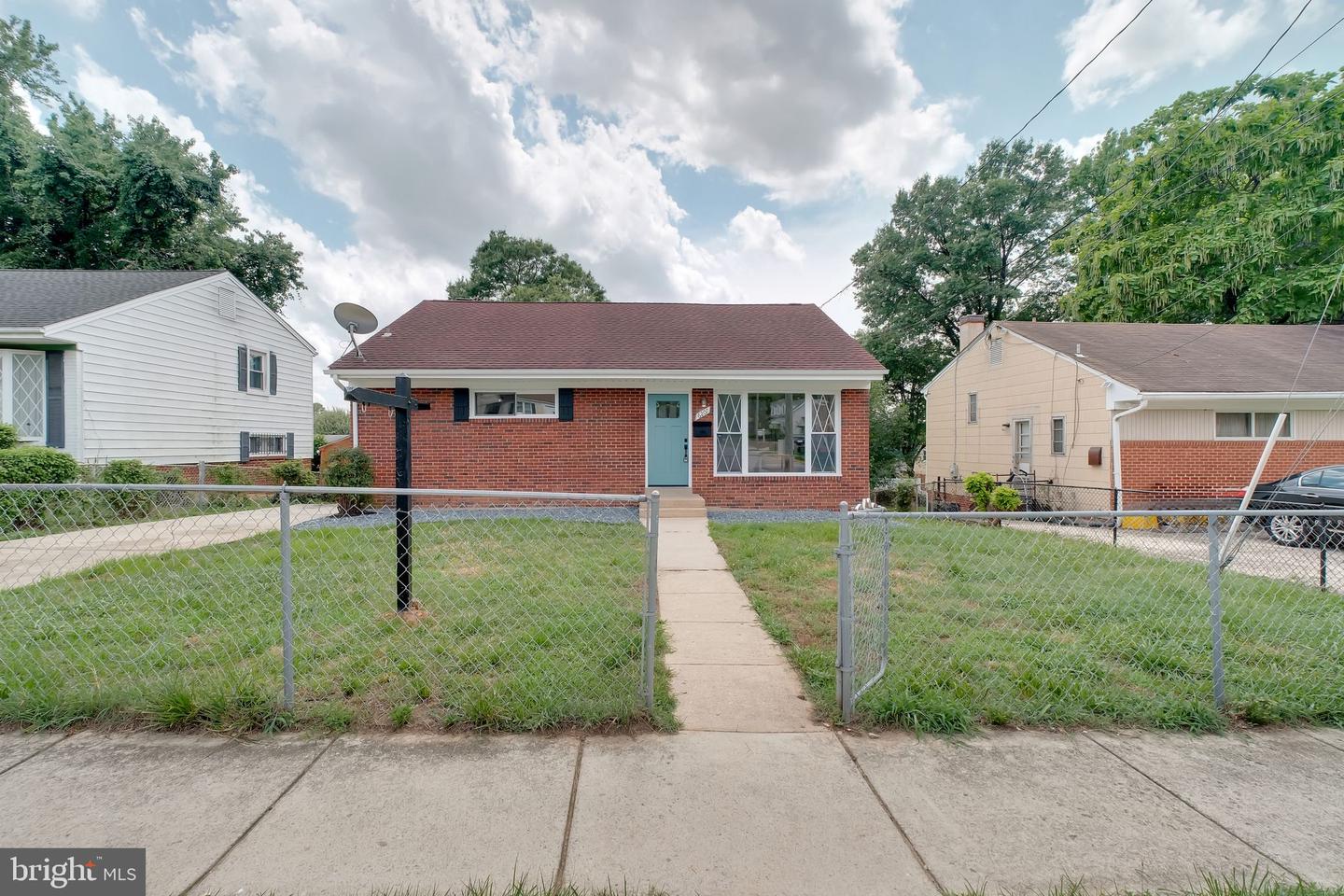 6207 Addison Road, Capitol Heights