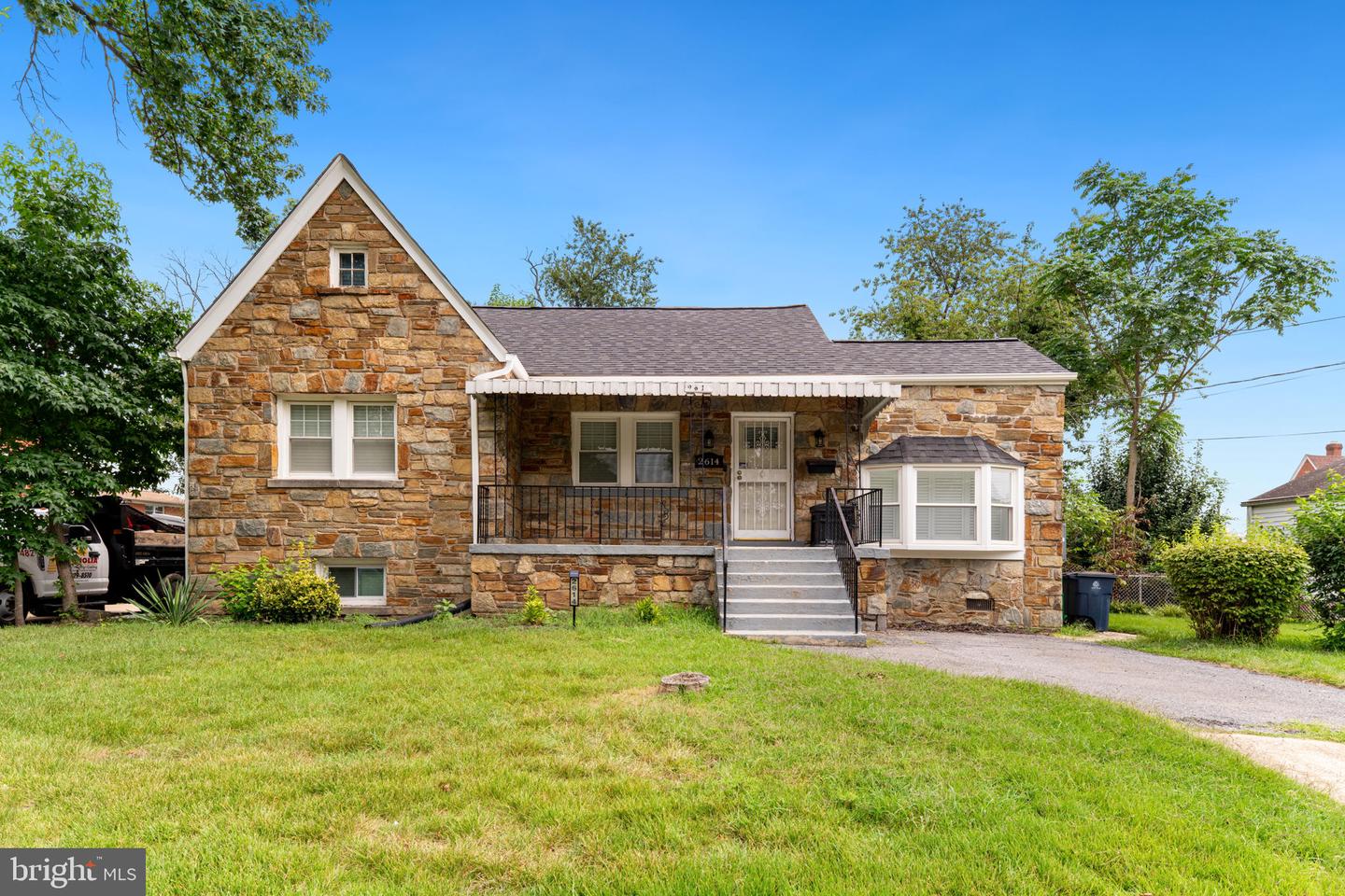 2614 Fort Drive, Suitland