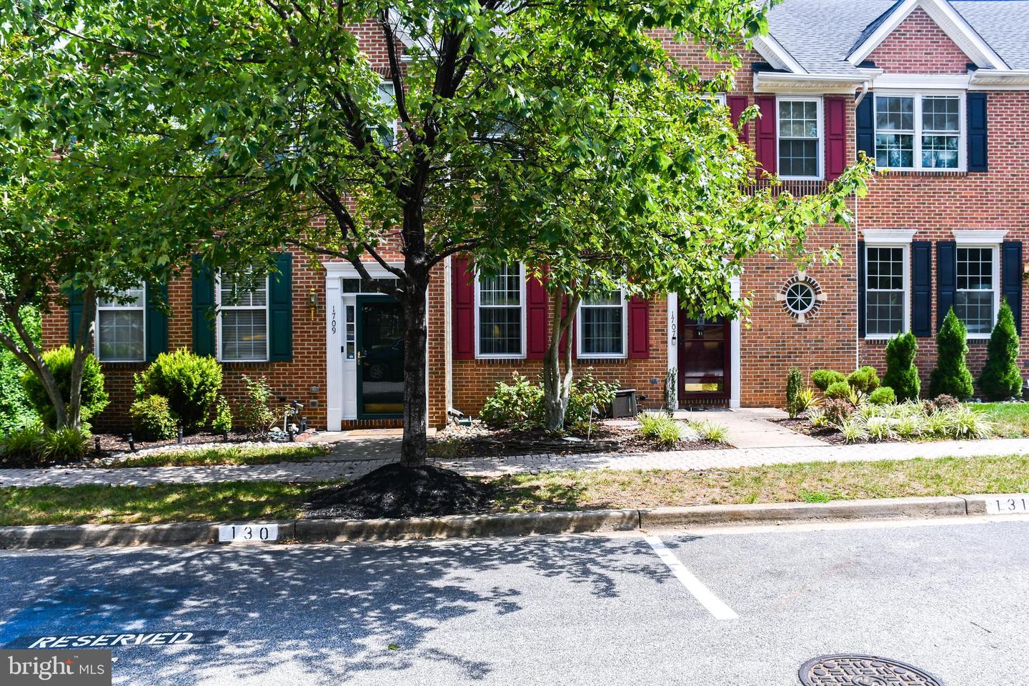 1709 Chinaberry Court, Bowie