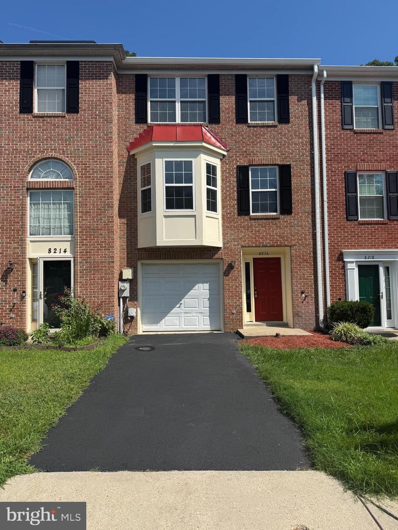 8216 Dellwood Court, Lanham