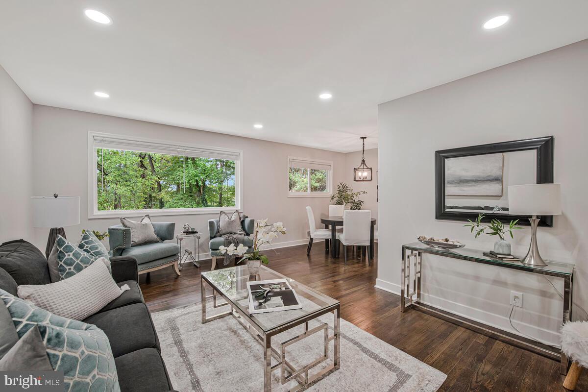 105 Julian Court, Greenbelt