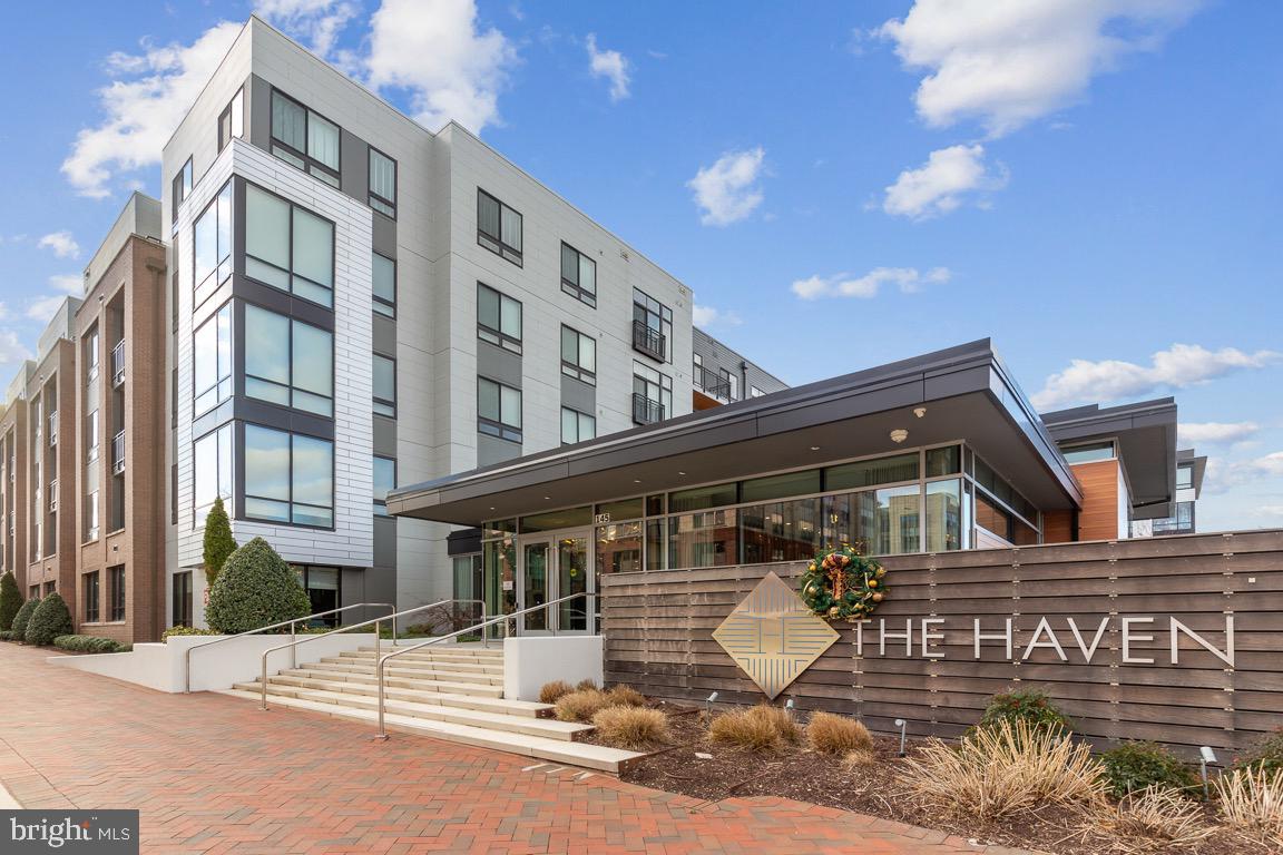 145 Riverhaven Drive #358