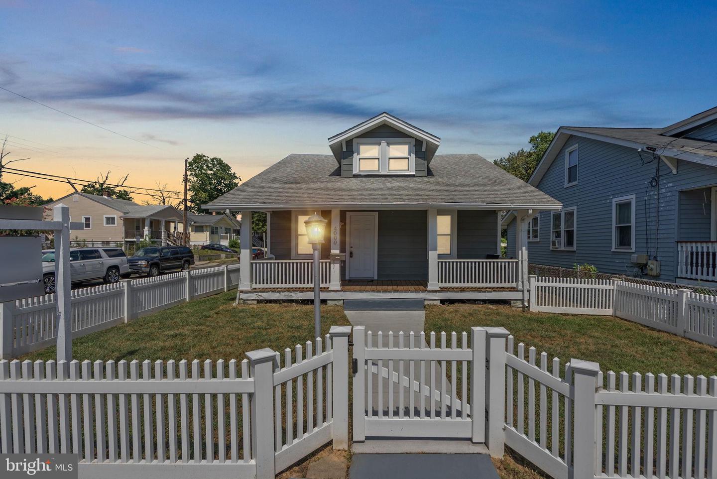 4000 Lawrence Street, Brentwood