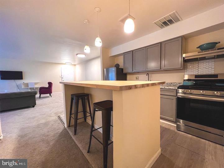 5217 Newton Street #102, Bladensburg