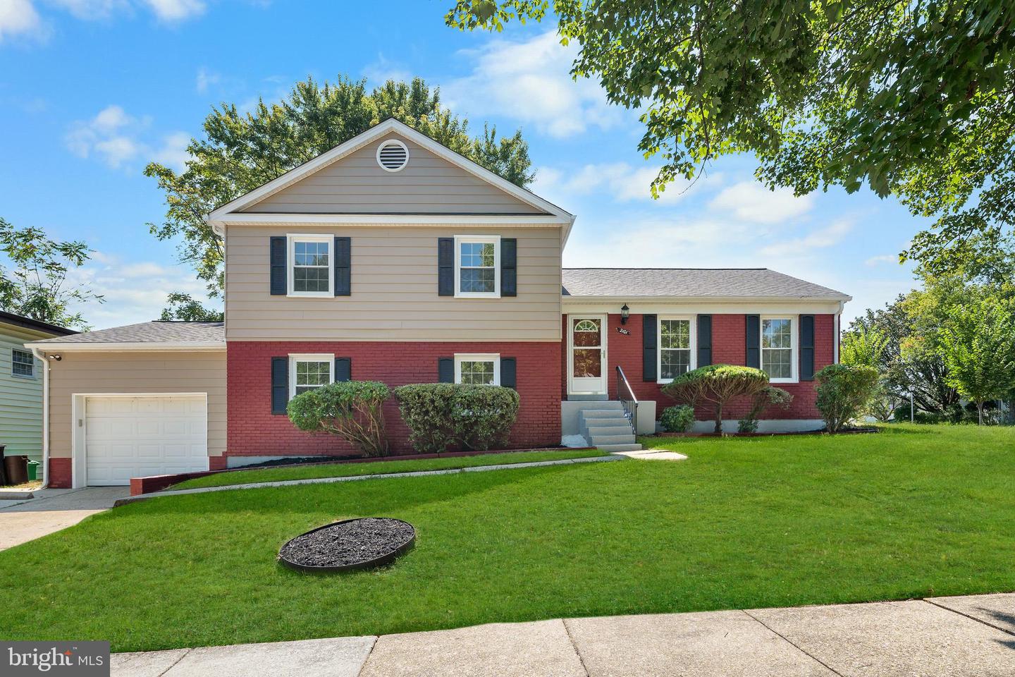 2101 Willowtree Lane, Temple Hills