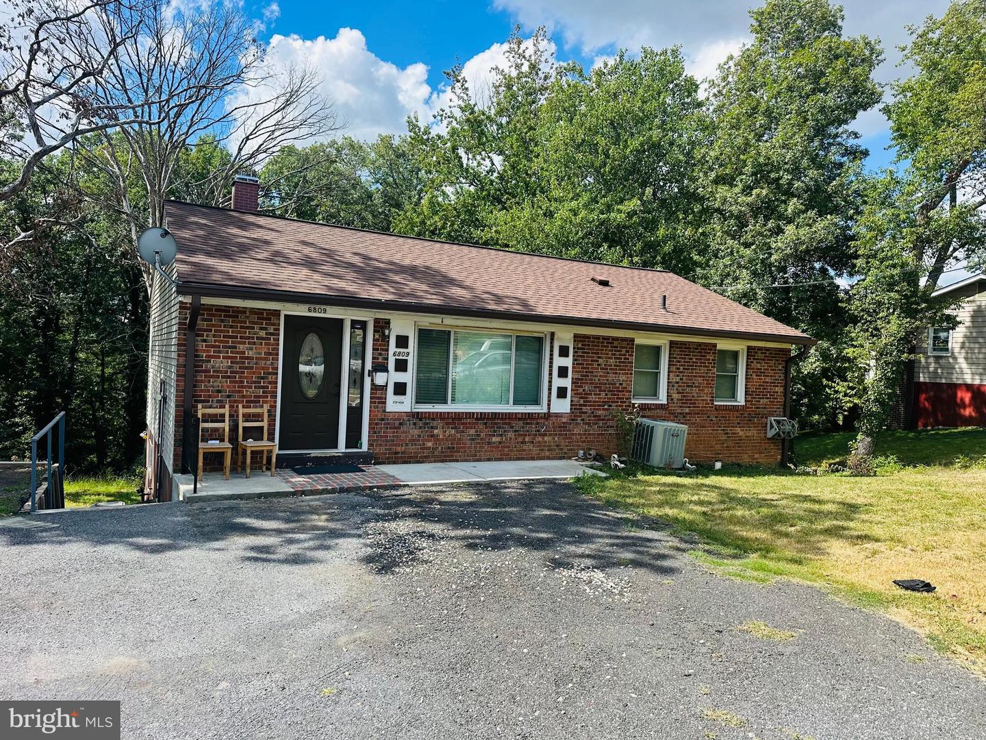6809 3rd Street, Riverdale