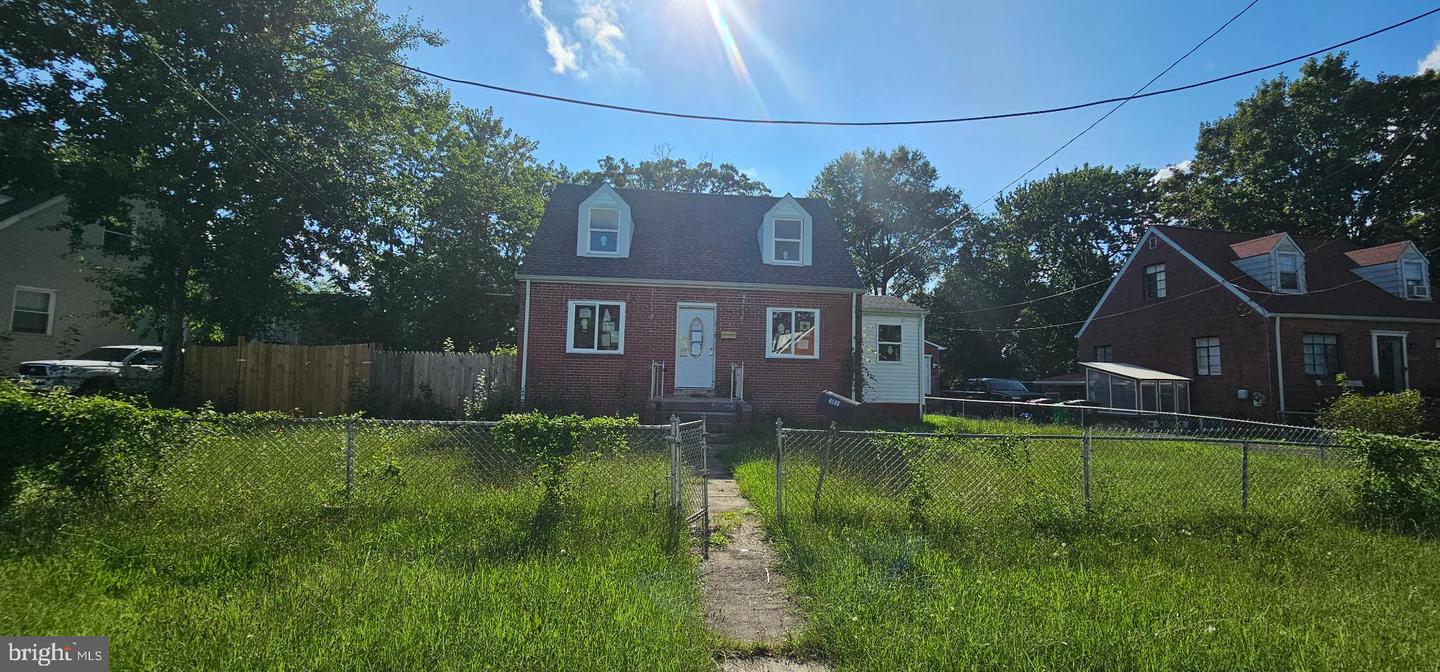 2811 Lakehurst, District Heights