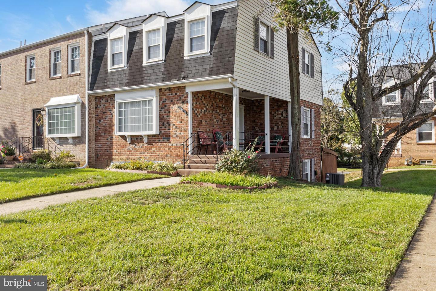 83 Watkins Park Drive #42, Upper Marlboro