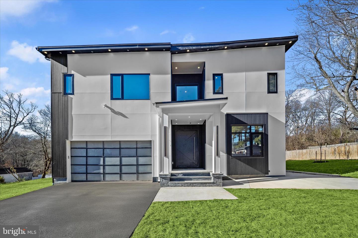12800 7th Street, Bowie