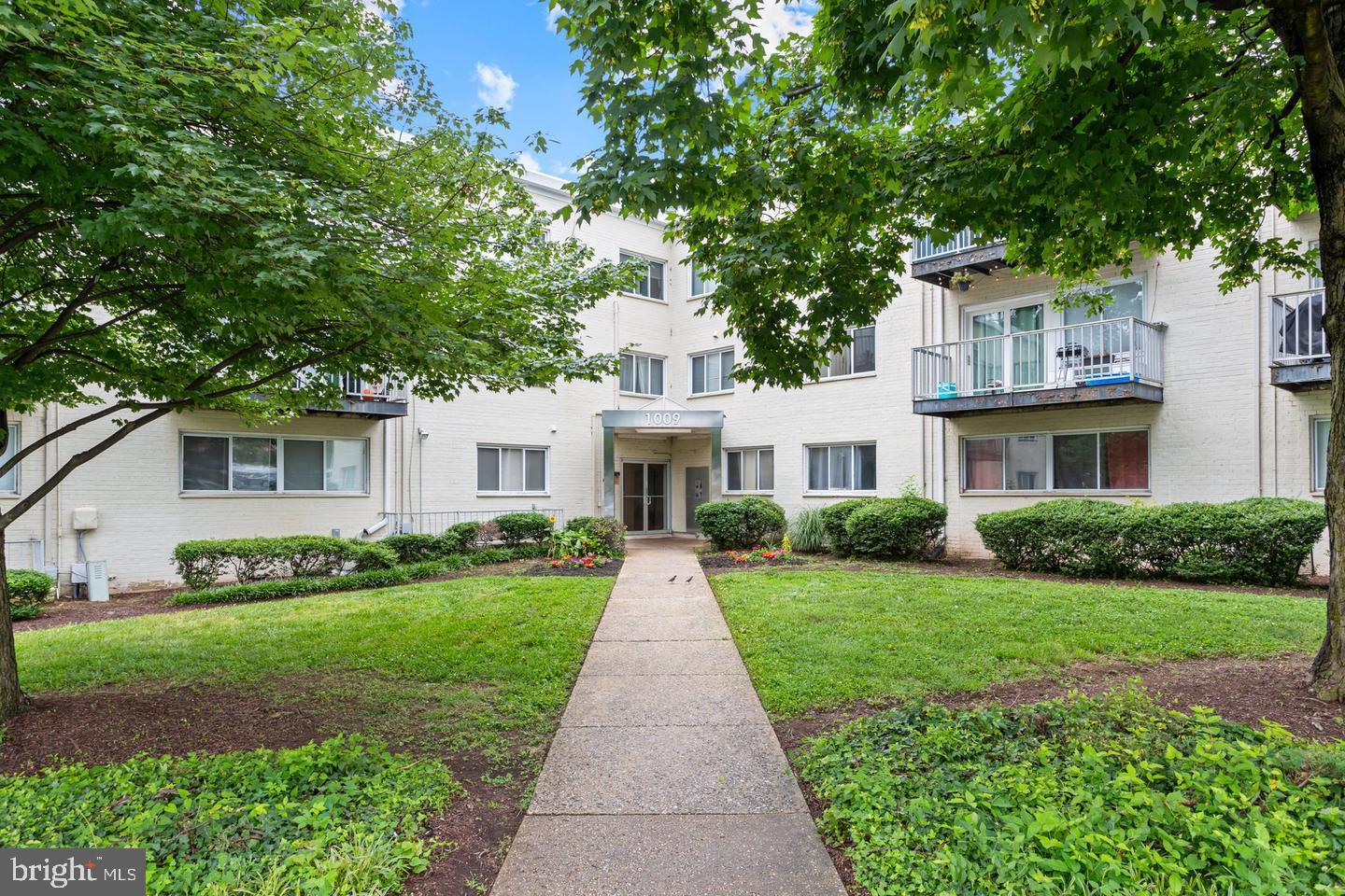 1009 Chillum Road #206