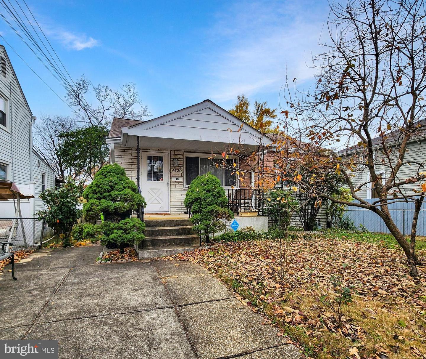 4520 37th Street, Brentwood