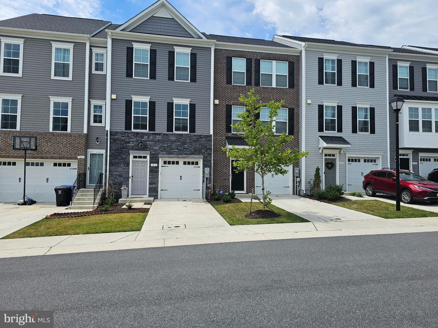1012 Flester Lane