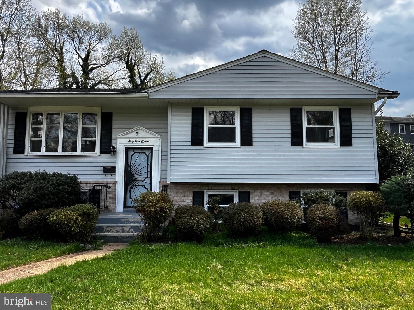 6913 Canyon Drive, Capitol Heights
