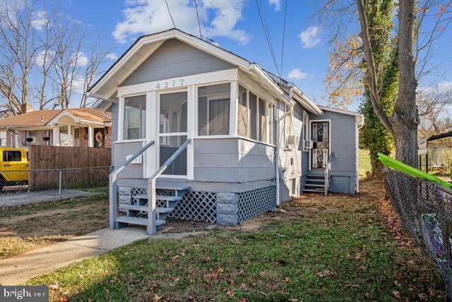 4317 Lawrence Street, Brentwood