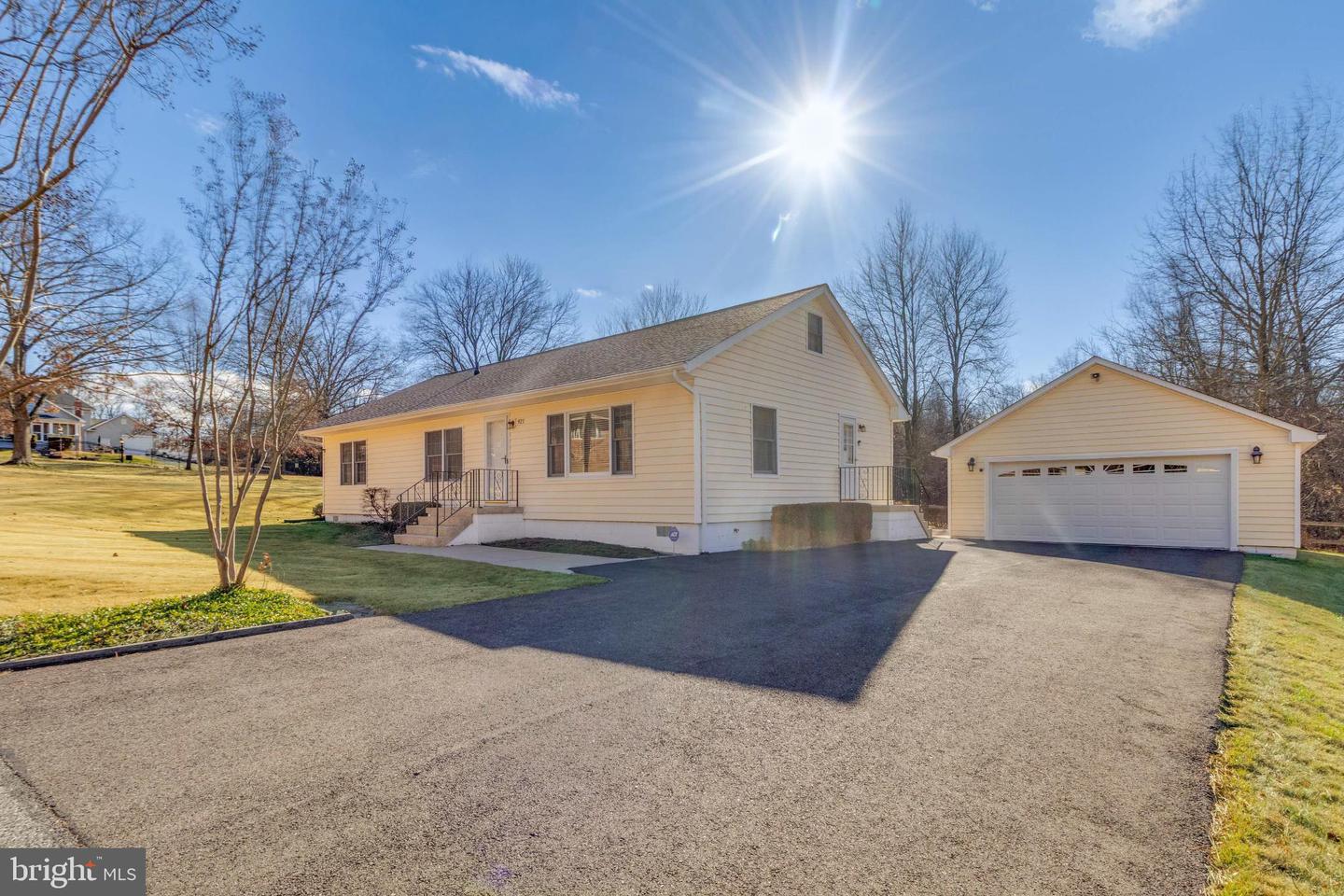 921 Palmer Road, Fort Washington