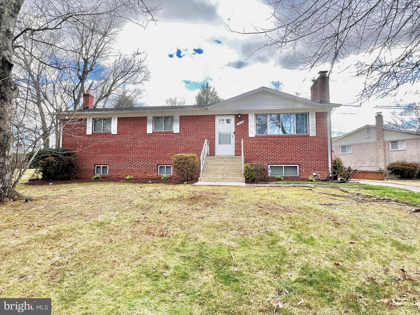 7400 Pembroke Drive, Clinton