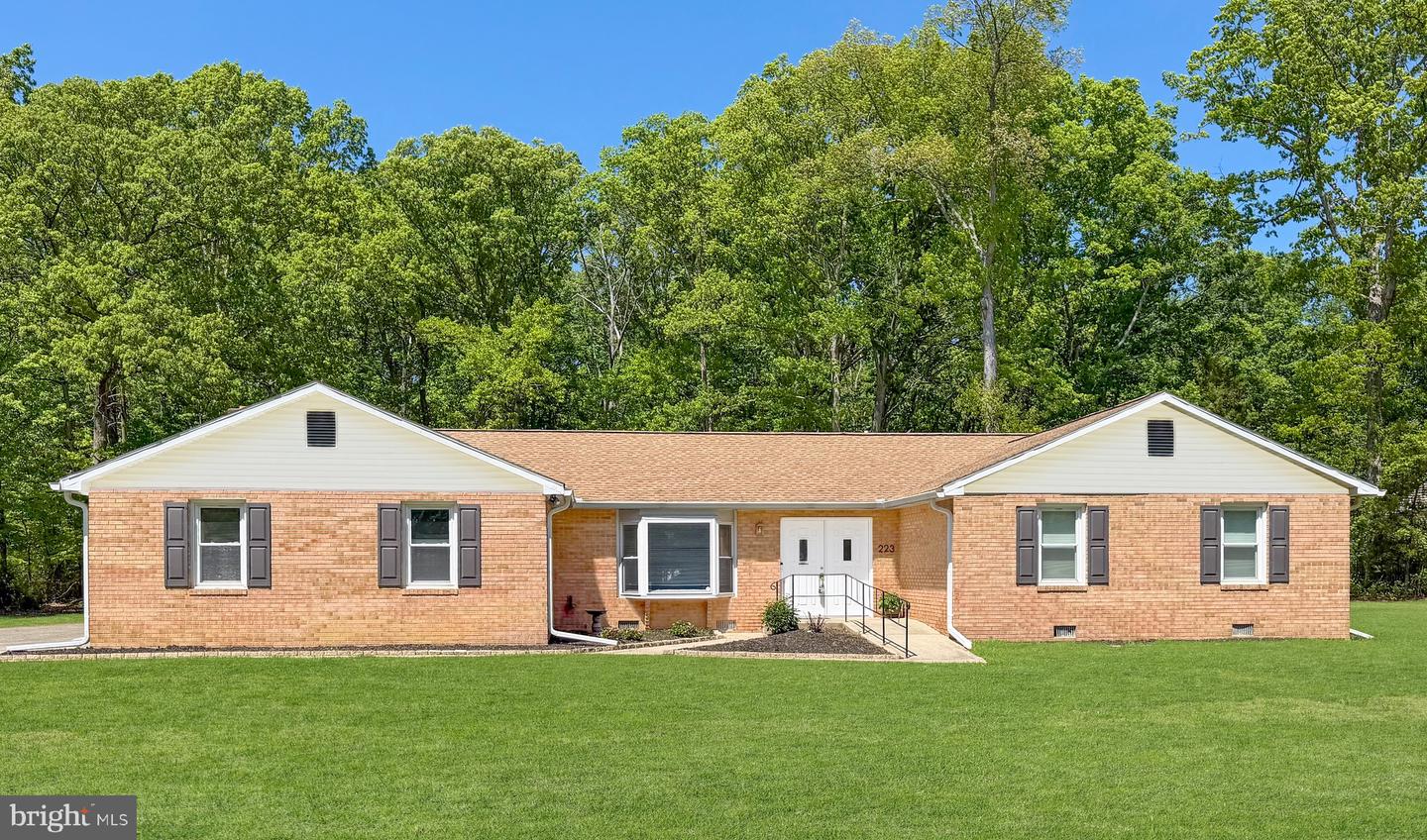 223 Manning Road E, Accokeek
