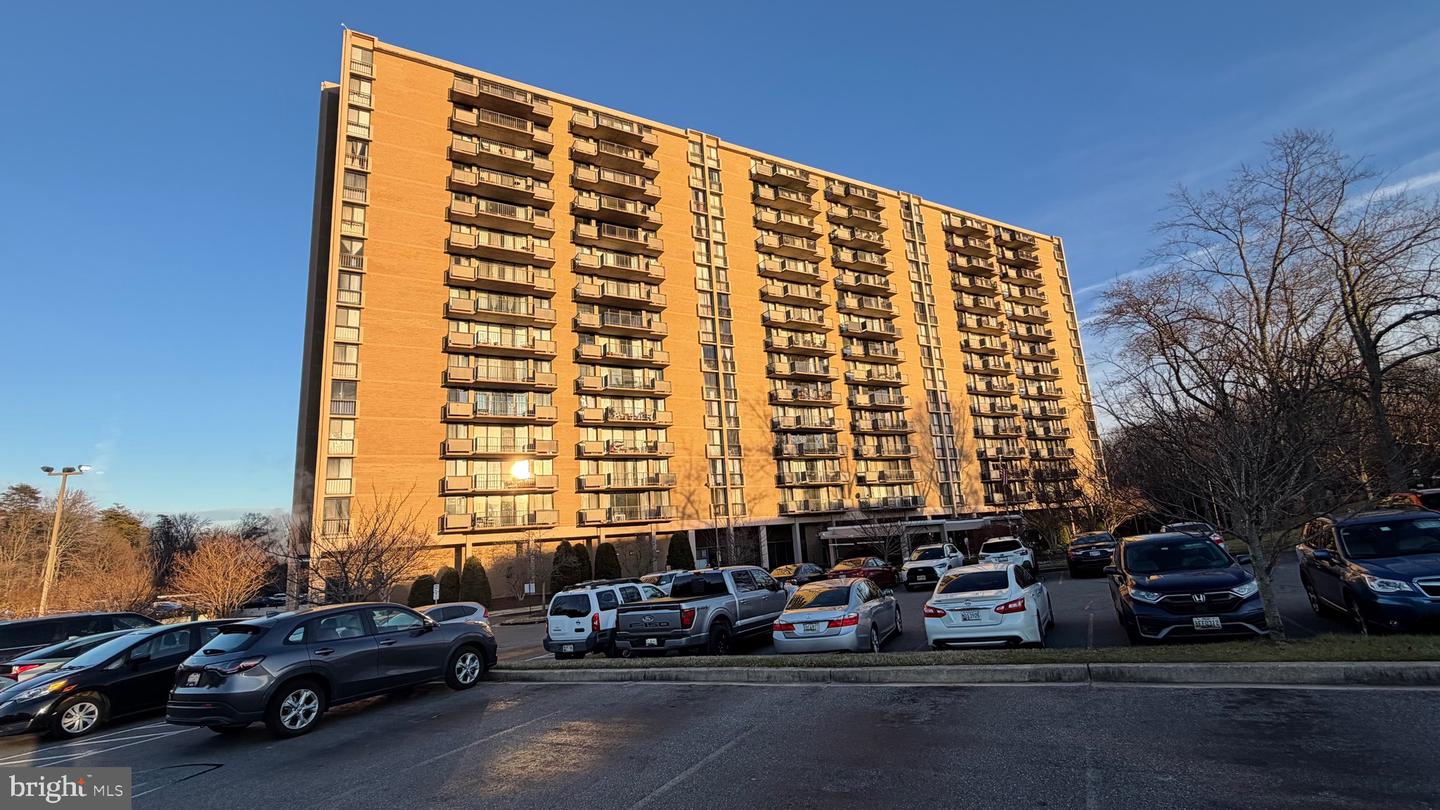 6100 Westchester Park Drive #609, College Park