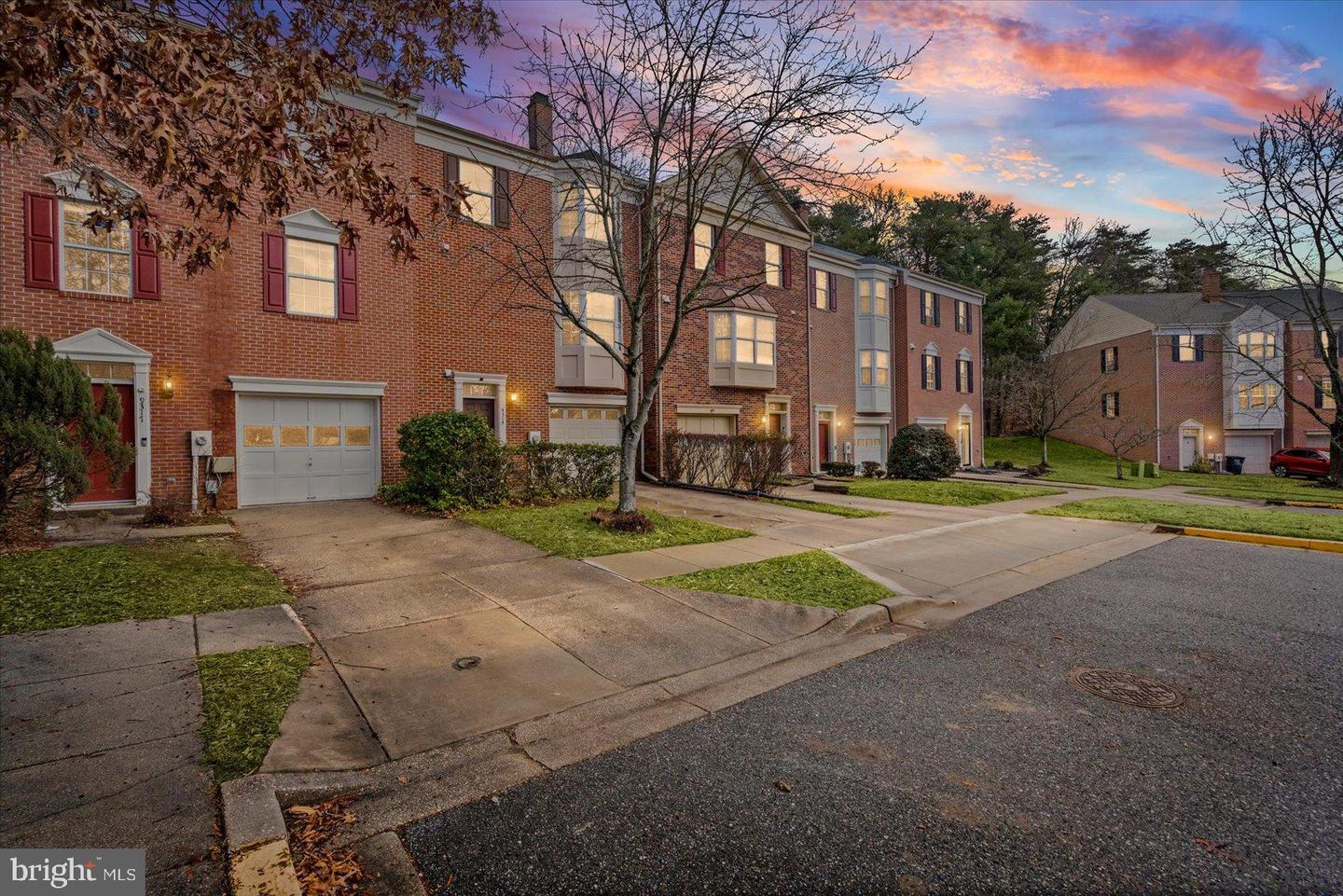 9317 Dortmund Court, Laurel