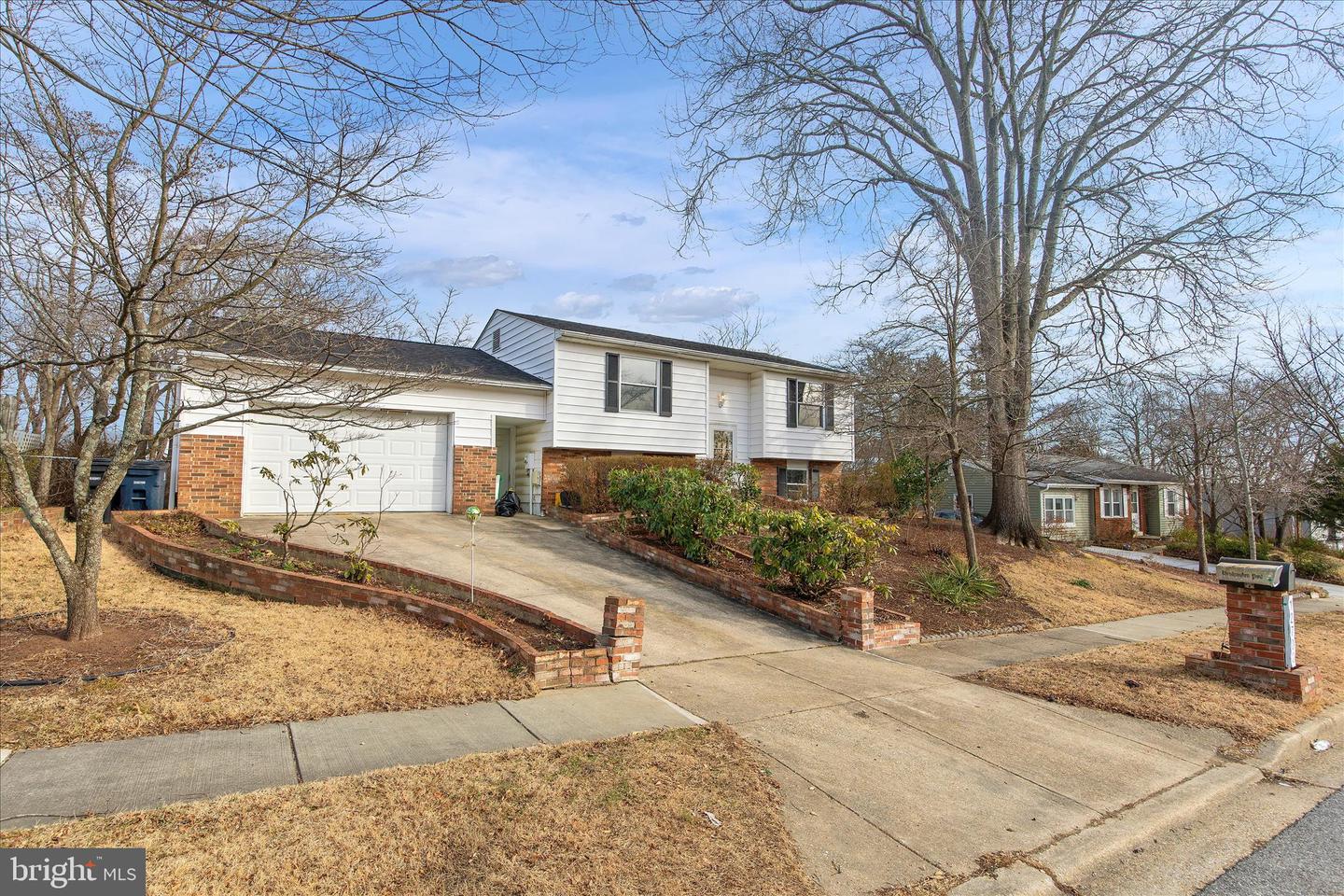 12702 Lunan Road, Clinton