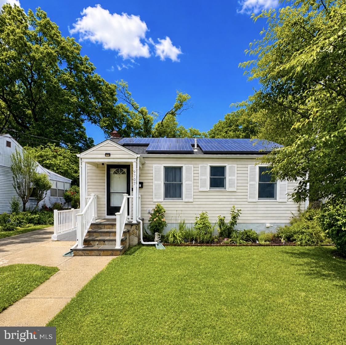 9707 53rd Avenue, College Park