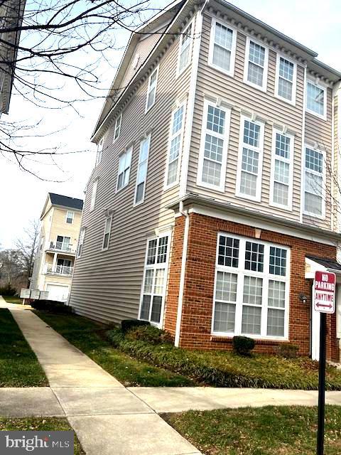 923 Pine Forest Lane #2011, Upper Marlboro