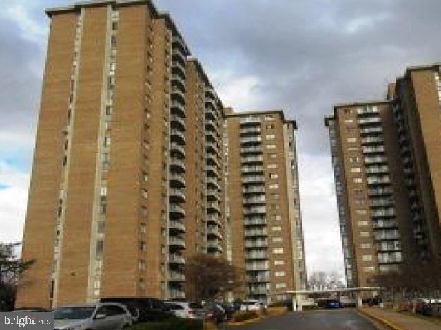 1836 Metzerott Road #708, Hyattsville