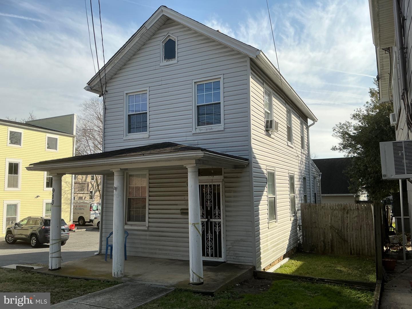 910 Montgomery Street #a