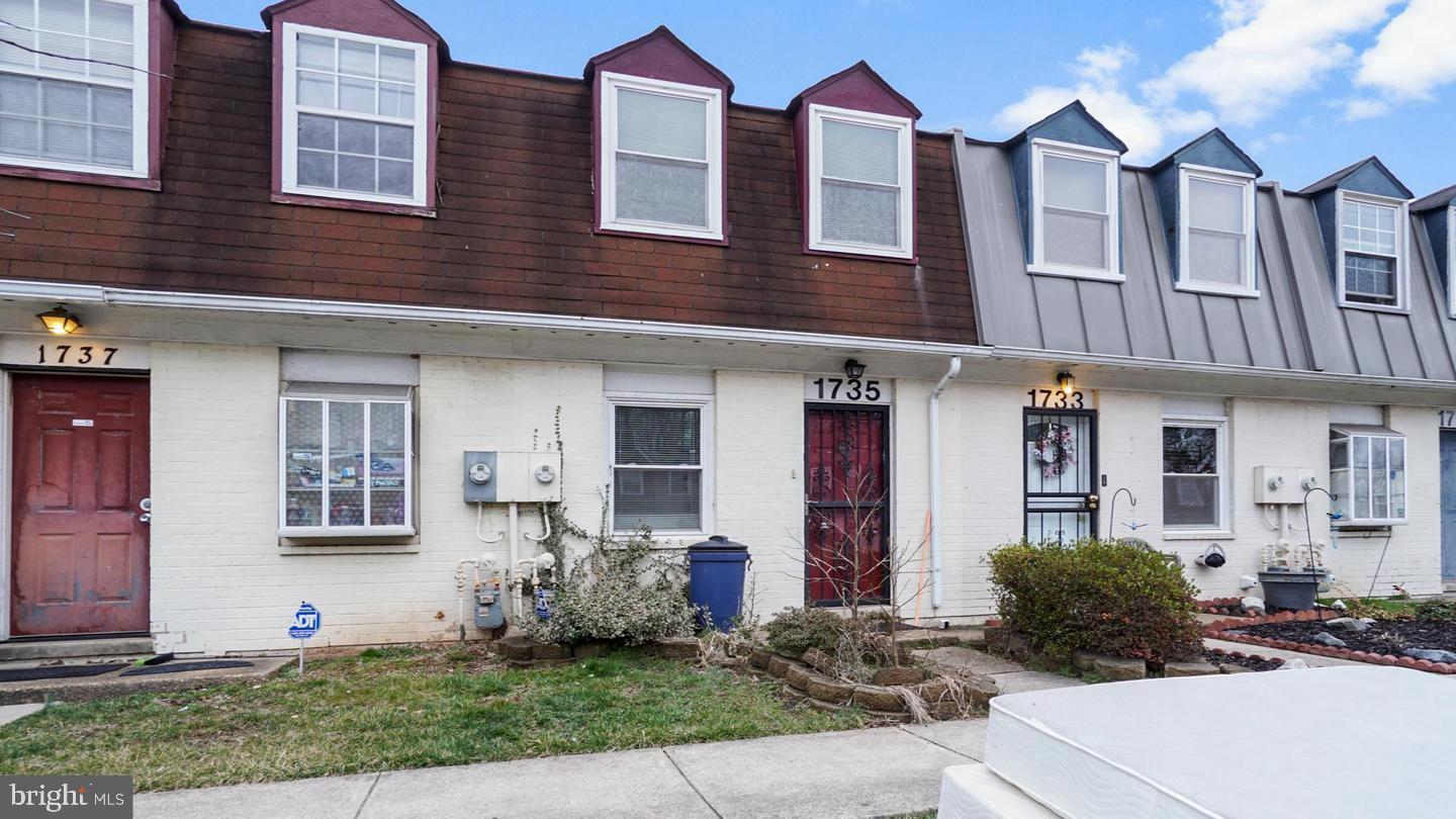 1735 Village Green Drive #z-44, Landover