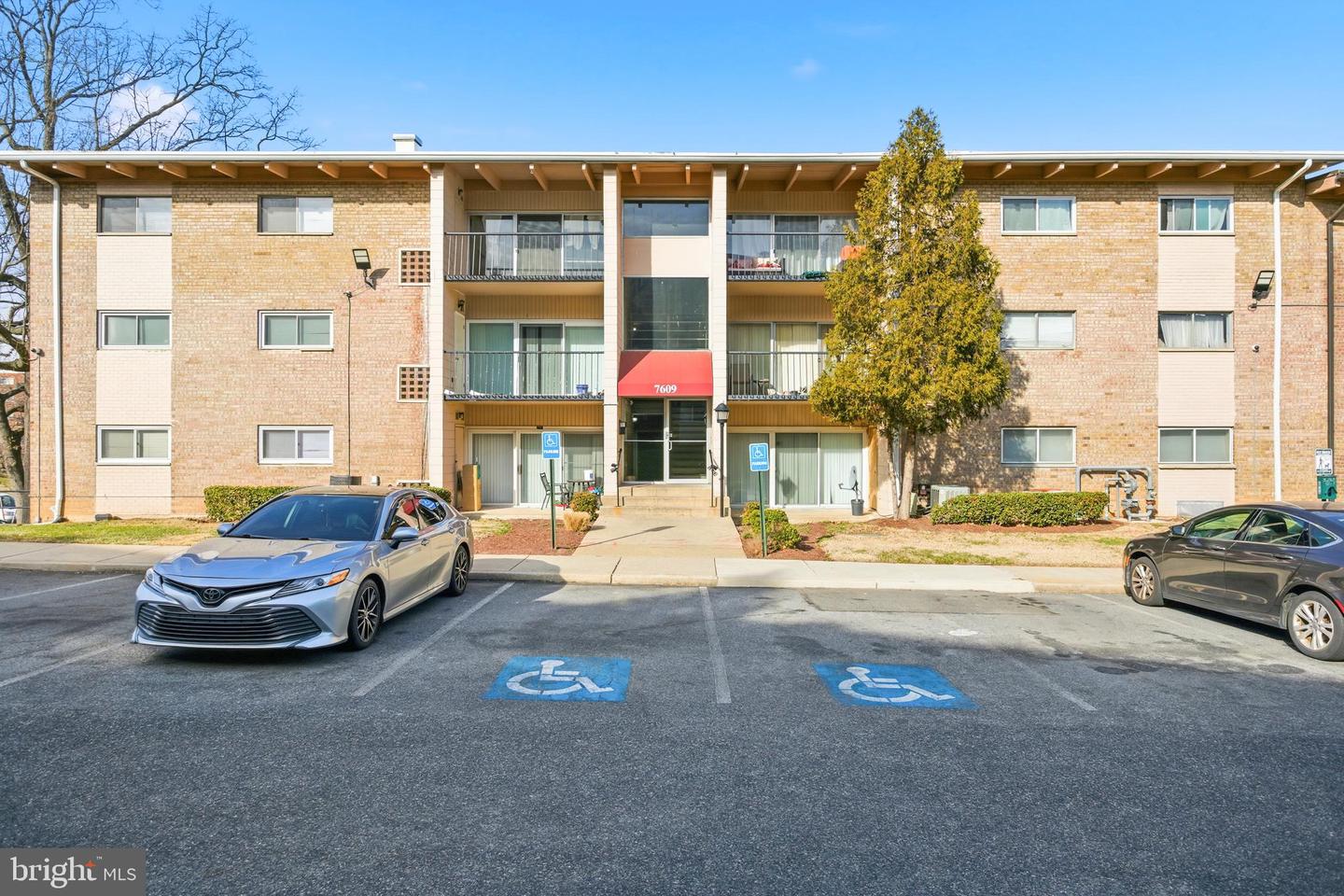 7609 Fontainebleau Drive #2206, Hyattsville