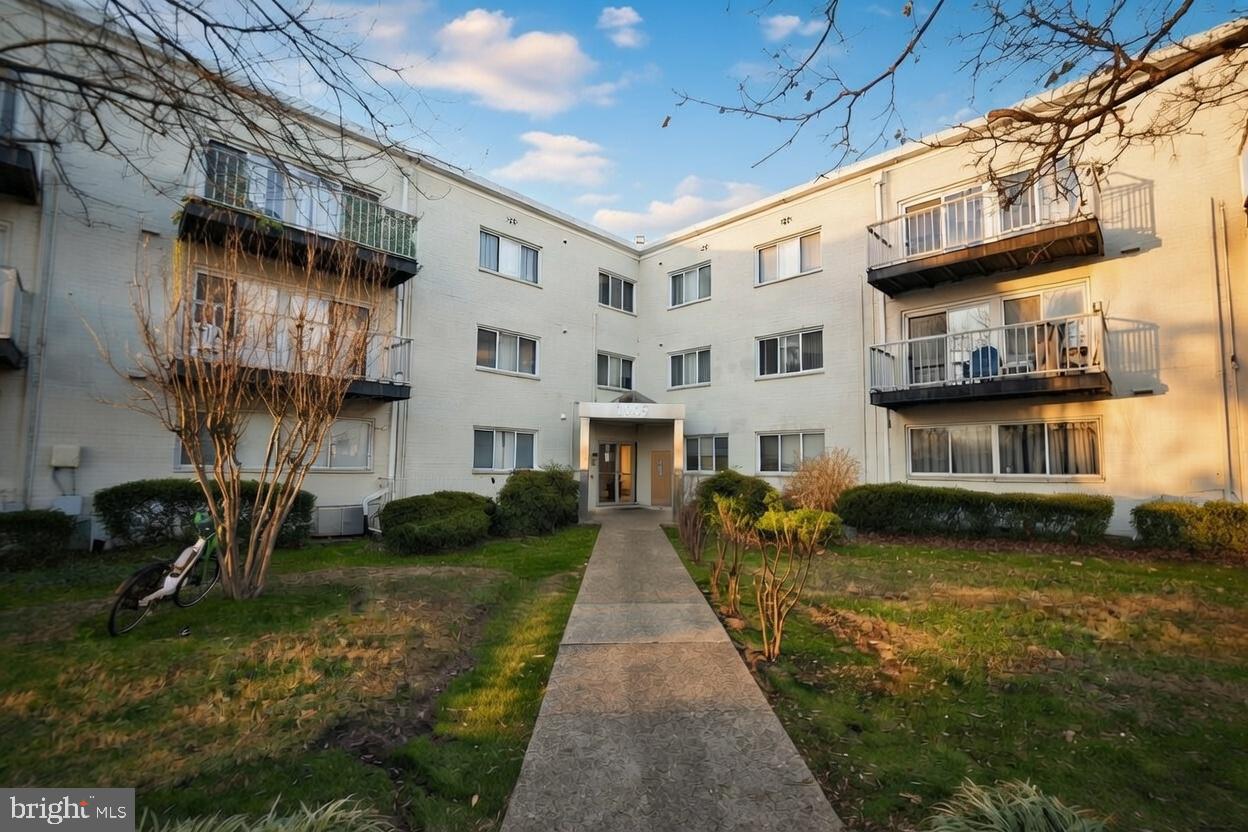 1005 Chillum Road #117