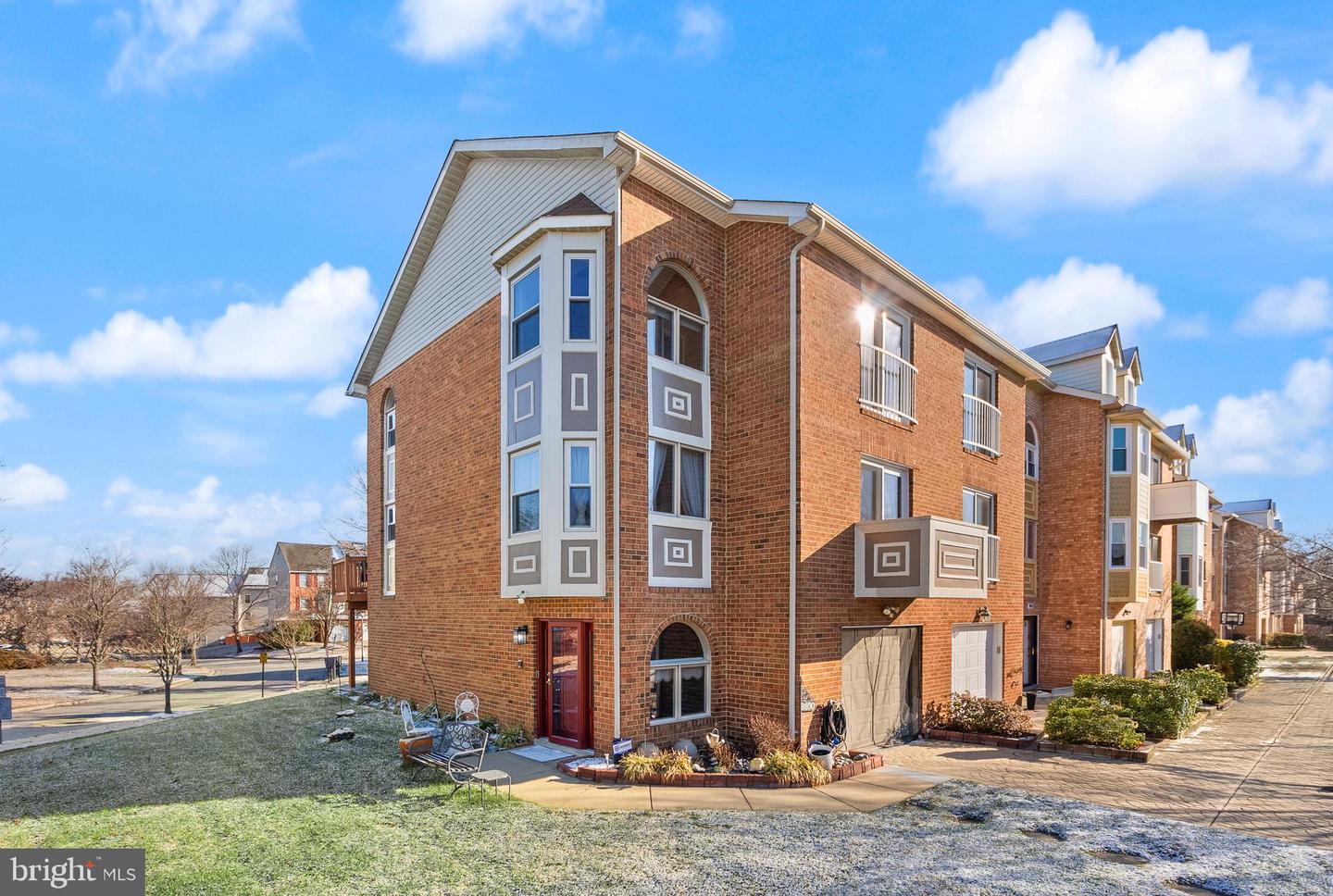 9100 Hardesty Drive, Clinton