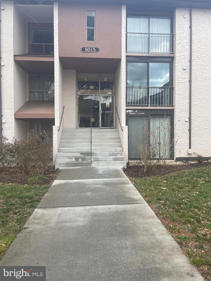8015 Mandan Road ##202, Greenbelt