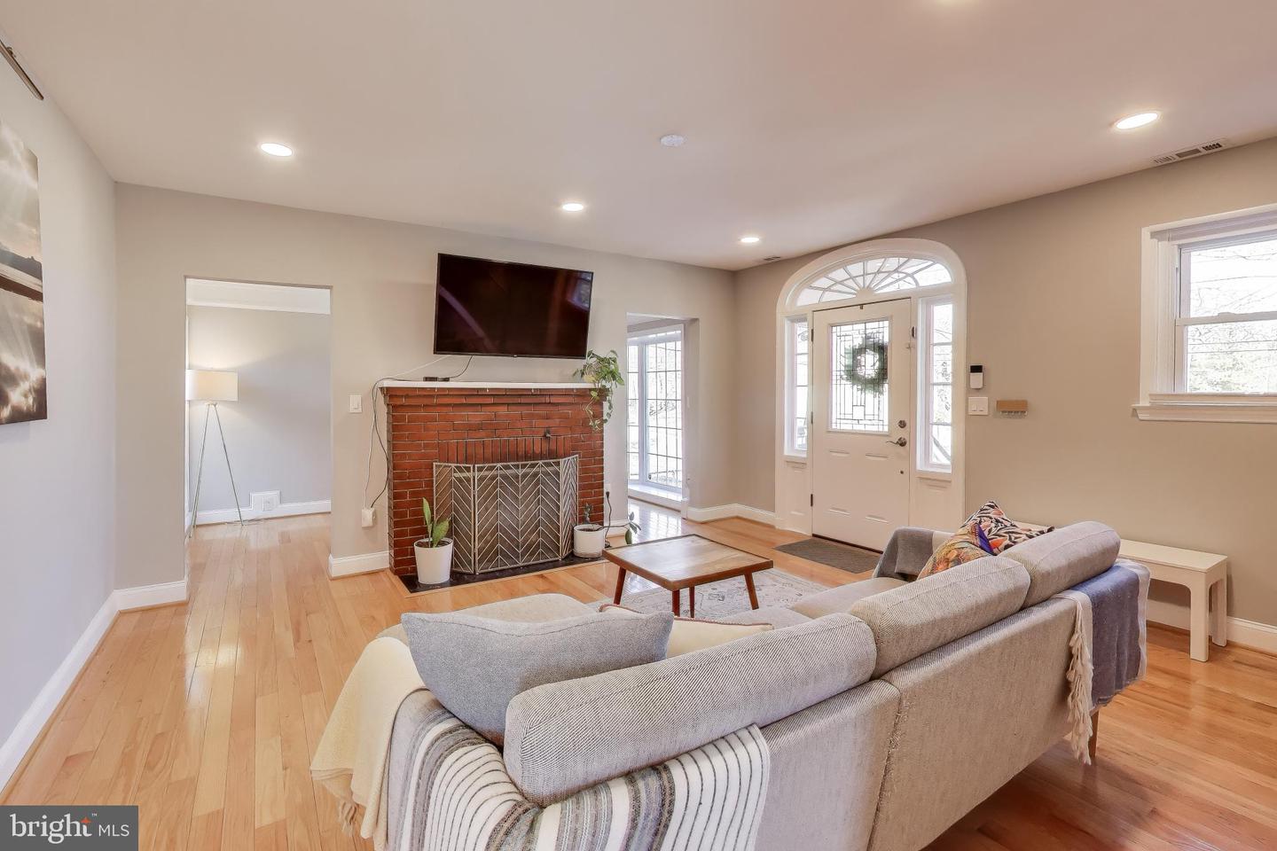3913 Oglethorpe Street, Hyattsville