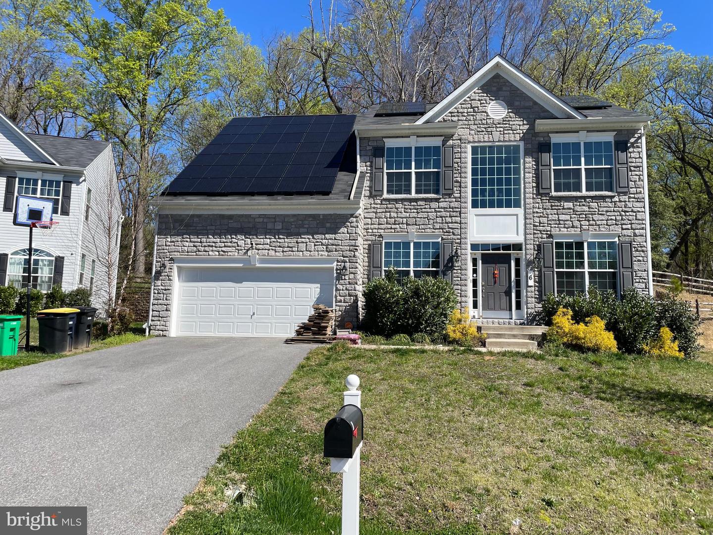 6 Pates Drive, Fort Washington