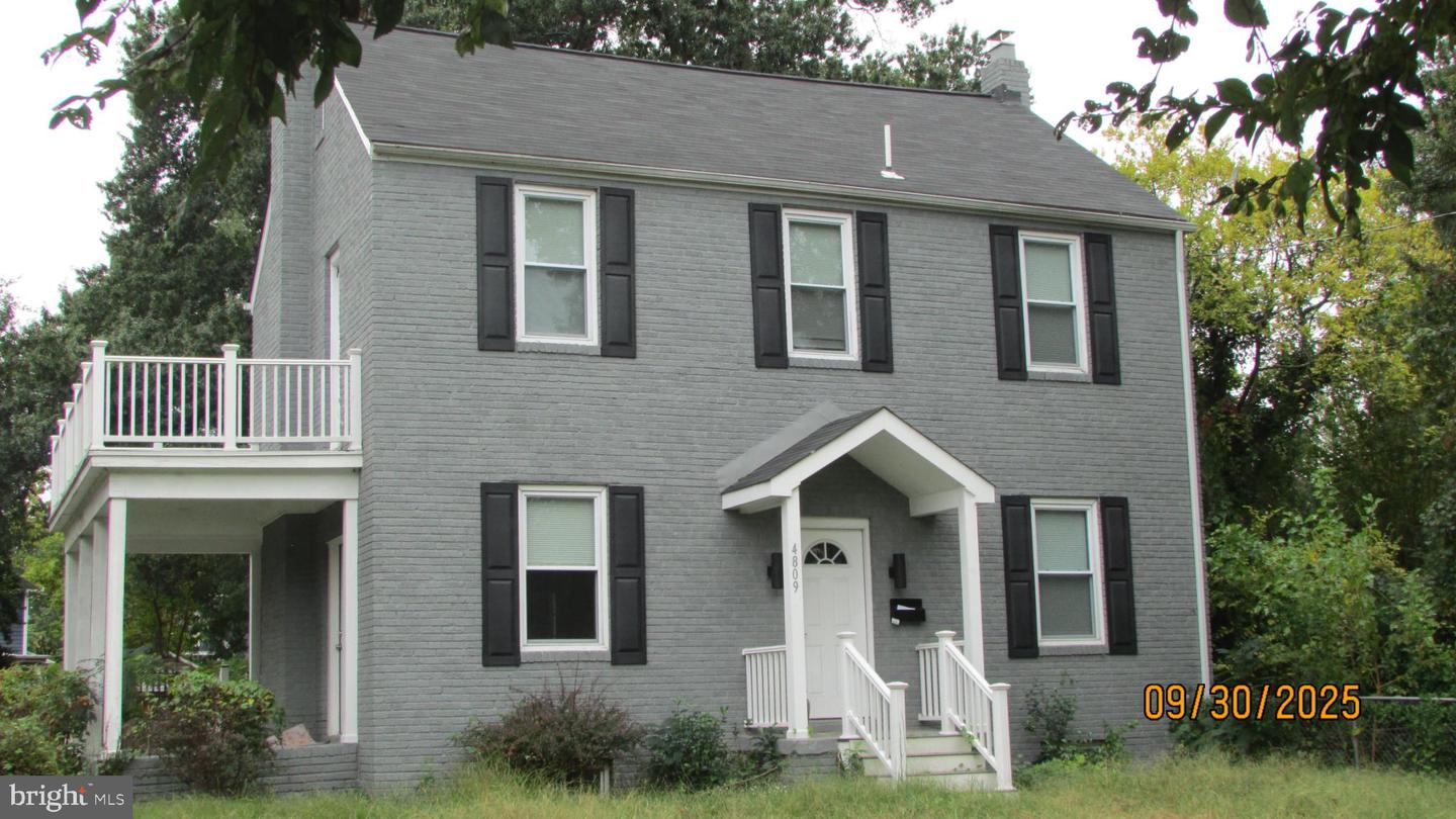 4809 Sheridan Street, Riverdale
