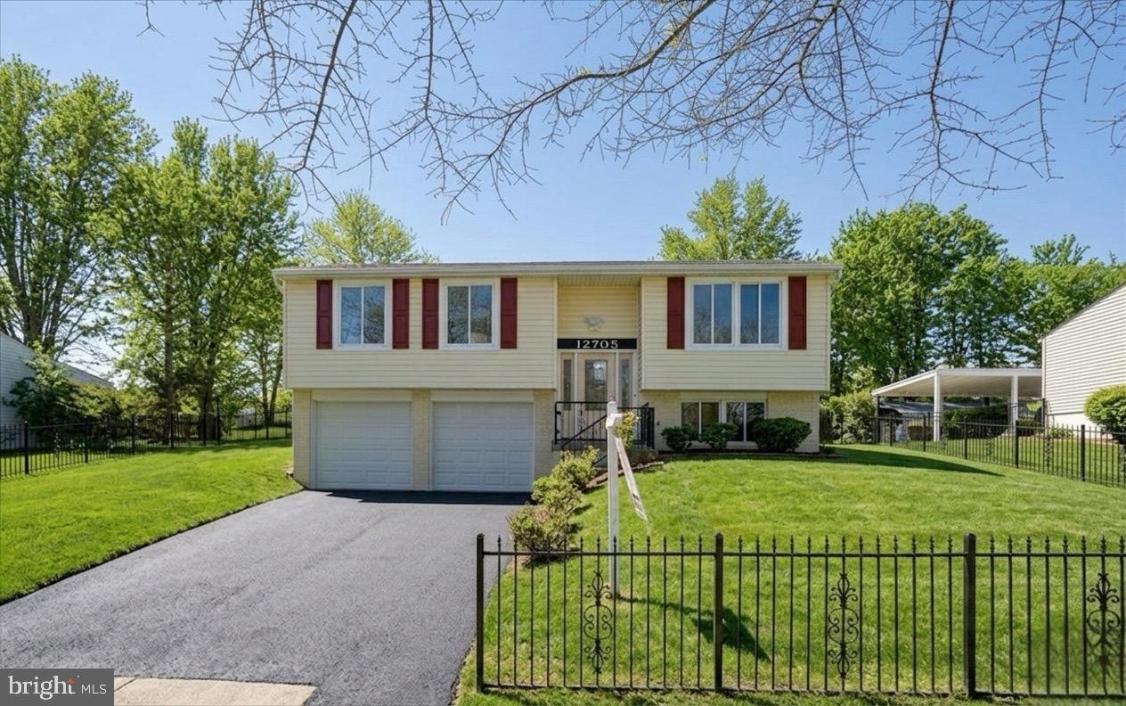 12705 Windbrook Drive, Clinton