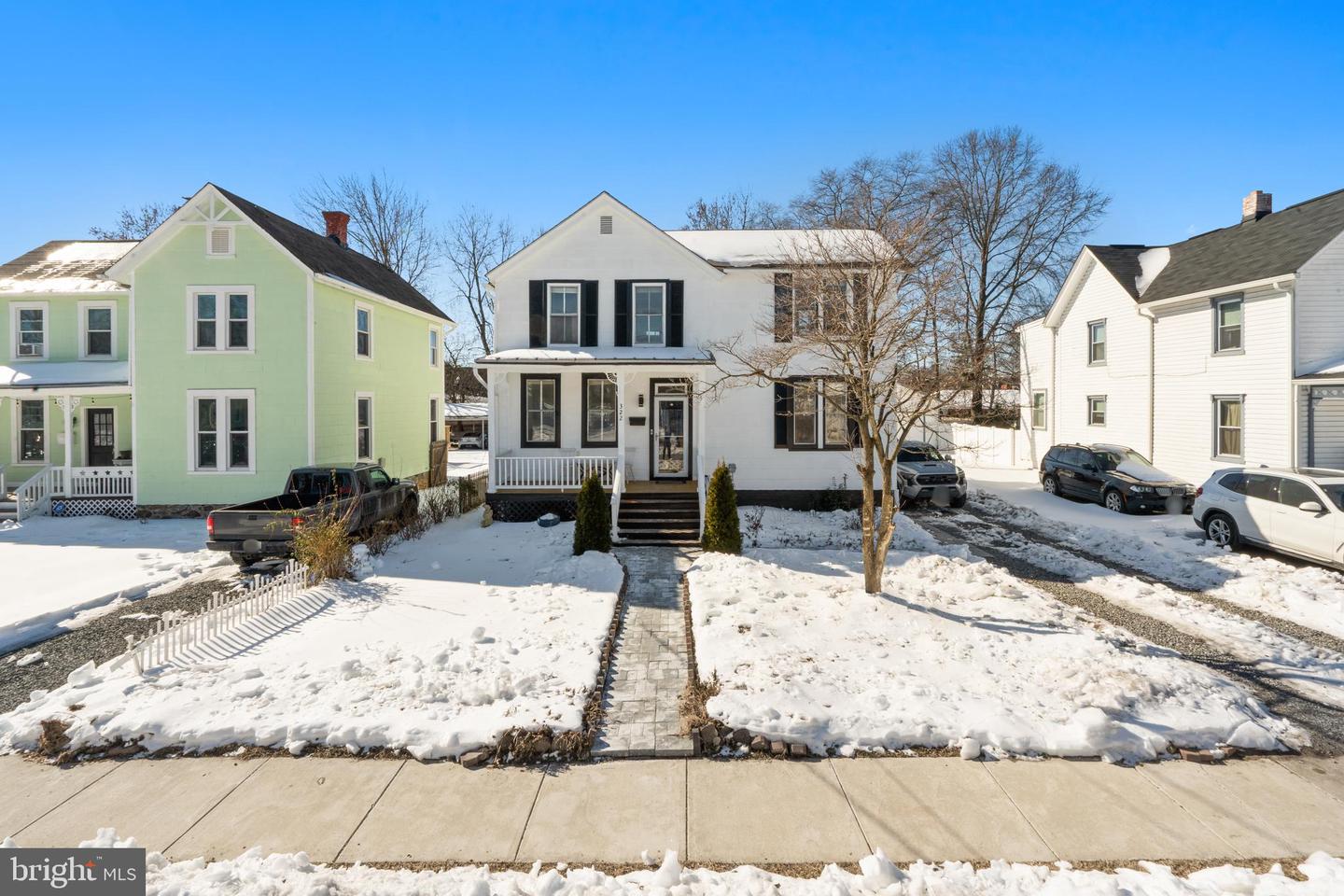 322 Laurel Avenue, Laurel