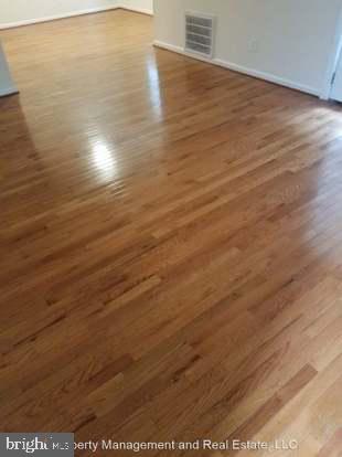 7516 Hawthorne #4
