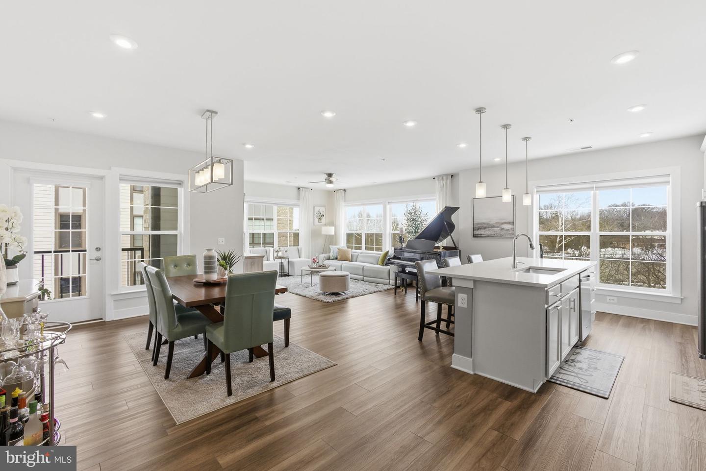 102 Saint Ives Place #307