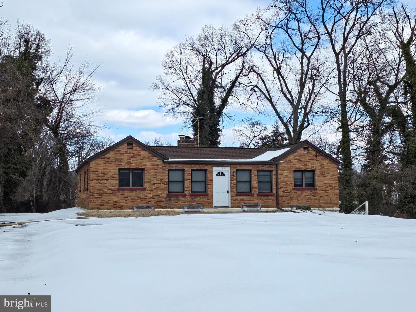 5110 S Barnaby Road, Temple Hills