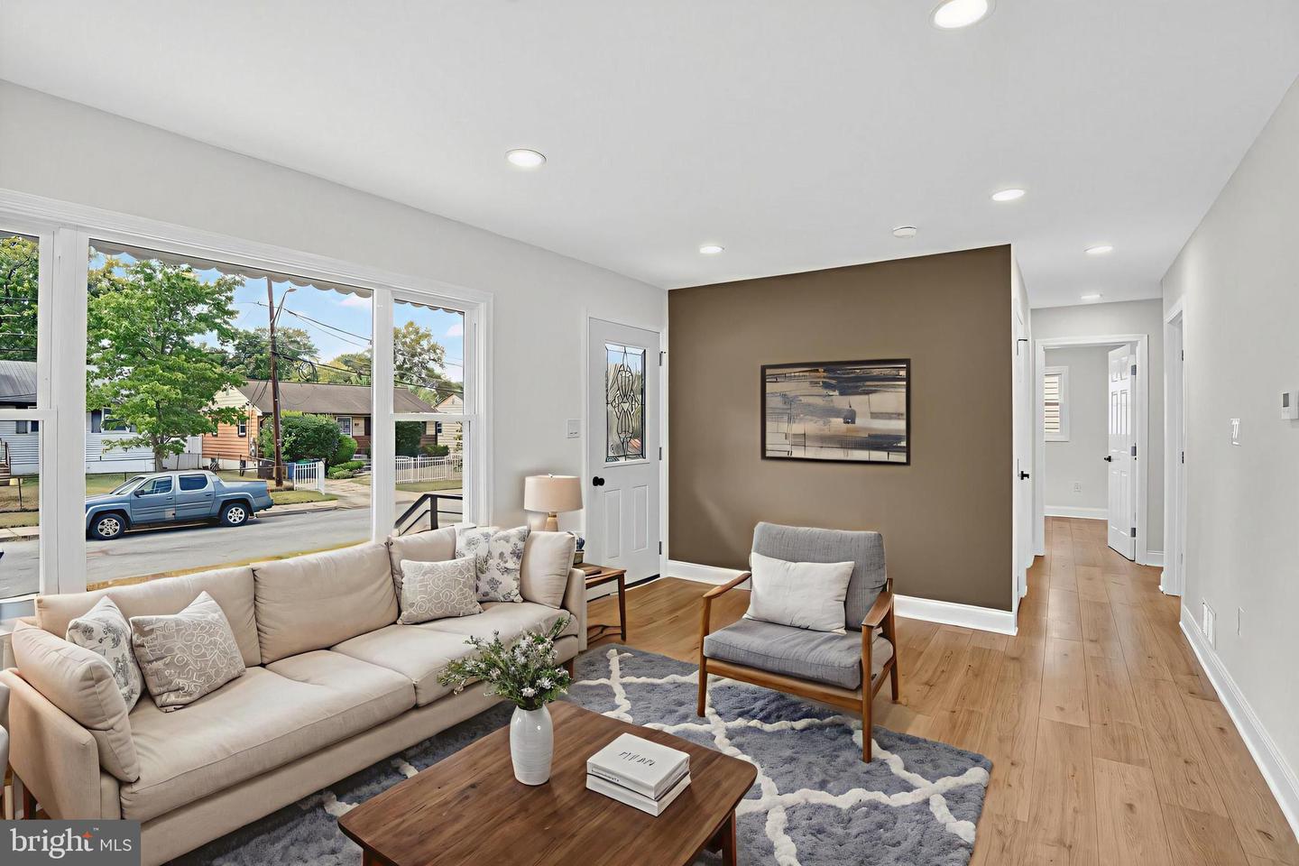 2211 Vermont Avenue, Landover
