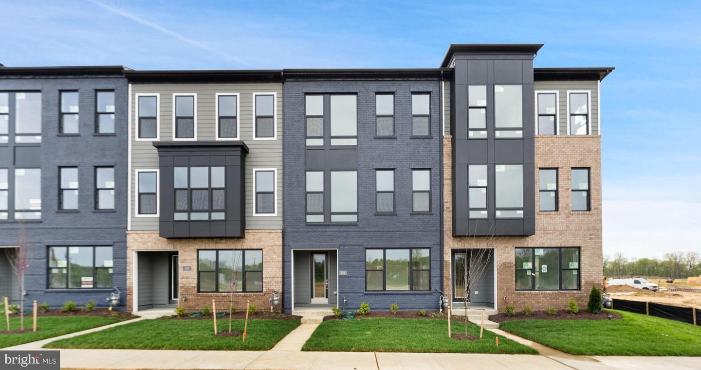 113 Summit Point Boulevard #19j, Bowie